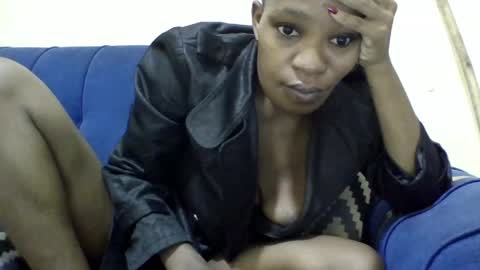 Snapshot of minlavine chatting on 19, 5, 2026 minlavine online show from 19, 5, 2026