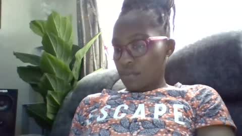 Snapshot of minlavine chatting on 24, 6, 2026 minlavine online show from 24, 6, 2026
