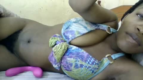 Snapshot of minlavine chatting on 15, 7, 2026 minlavine online show from 15, 7, 2026