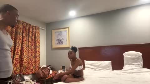 minniehunney online show from 18, 1, 2025