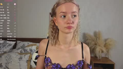 Mary  is here 3 My favorite patterns 77143222321Try my private online show from 18, 10, 2025