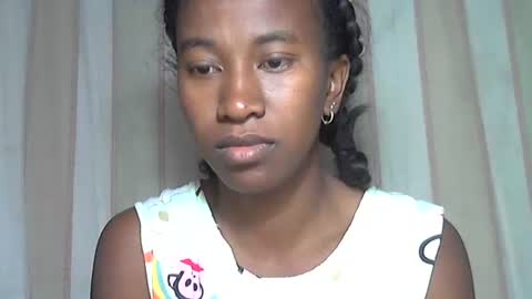 minouch211907 online show from 12, 11, 2025