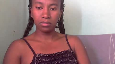 Snapshot of minouch211907 chatting on 16, 5, 2026 minouch211907 online show from 16, 5, 2026