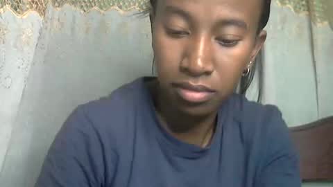 Snapshot of minouch211907 chatting on 6, 6, 2026 minouch211907 online show from 6, 6, 2026