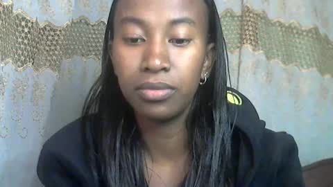 Snapshot of minouch211907 chatting on 12, 6, 2026 minouch211907 online show from 12, 6, 2026