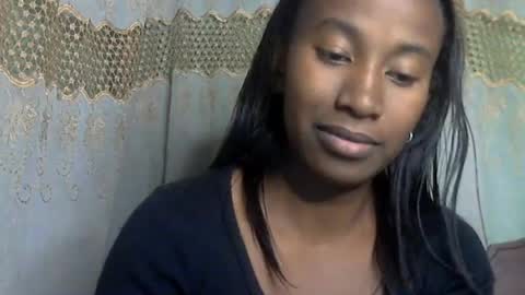 Snapshot of minouch211907 chatting on 21, 6, 2026 minouch211907 online show from 21, 6, 2026