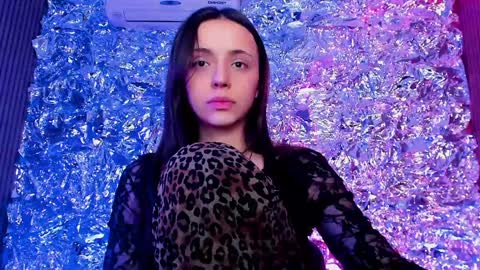 Snapshot of mipsymipson chatting on 21, 1, 2025 NEXT STREAM NOVEMBER 27282930 online show from 21, 1, 2025