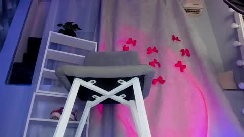 Snapshot of mipsymipson chatting on 3, 2, 2025 NEXT STREAM NOVEMBER 27282930 online show from 3, 2, 2025