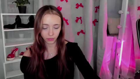 Snapshot of mipsymipson chatting on 11, 2, 2025 NEXT STREAM NOVEMBER 27282930 online show from 11, 2, 2025