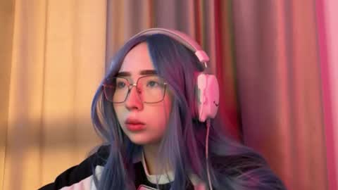 mira_light_ online show from 26, 9, 2025