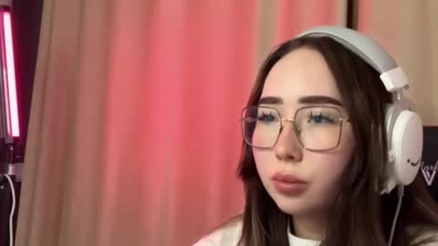 mira_light_ online show from 10, 10, 2025