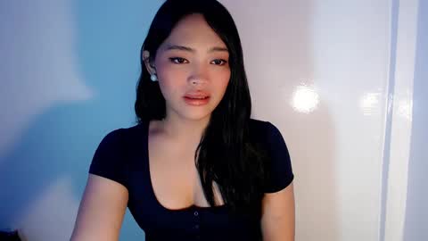 Snapshot of mira_luna222 chatting on 18, 12, 2024 Mira Bella online show from 18, 12, 2024