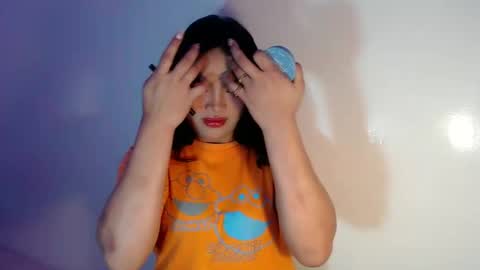 Snapshot of mira_luna222 chatting on 5, 2, 2025 Mira Bella online show from 5, 2, 2025