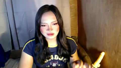 Mira Bella online show from 5, 1, 2026