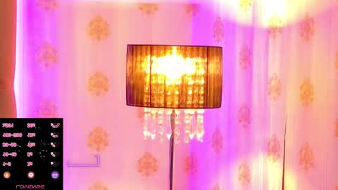 mira_lynxx online show from 20, 3, 2026