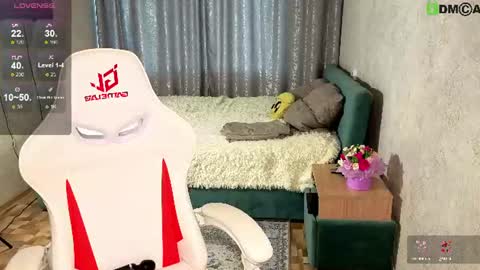 Snapshot of mira_star_007 chatting on 18, 6, 2026 Tanita online show from 18, 6, 2026