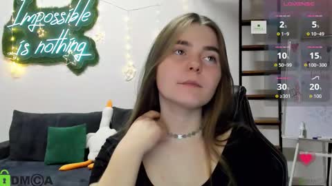 Snapshot of miraa_bloom chatting on 21, 12, 2025 miraa_bloom online show from 21, 12, 2025