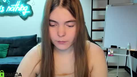 Snapshot of miraa_bloom chatting on 6, 1, 2026 miraa_bloom online show from 6, 1, 2026