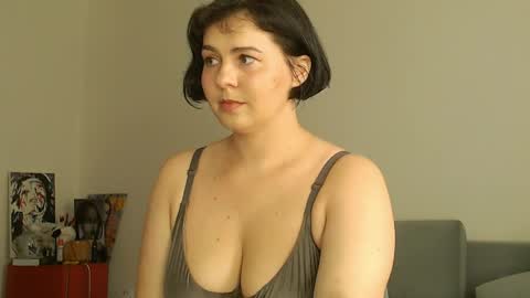 Meera online show from 7, 6, 2026