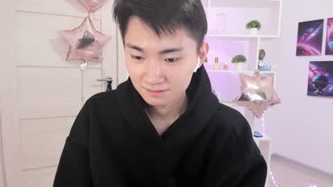              online show from 8, 12, 2024