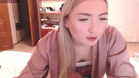 Snapshot of miraroy chatting on 9, 2, 2026 Mira online show from 9, 2, 2026