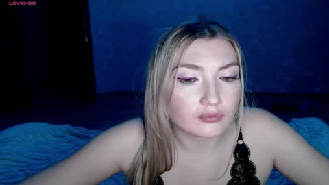 Snapshot of miraroy chatting on 6, 3, 2026 Mira online show from 6, 3, 2026