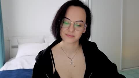 Snapshot of miraskyy chatting on 13, 10, 2025 MiraSkyy online show from 13, 10, 2025