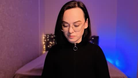 MiraSkyy online show from 7, 1, 2026