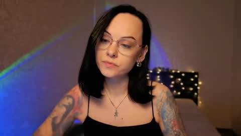 MiraSkyy online show from 17, 5, 2026
