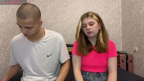 mirelcouple online show from 19, 5, 2026