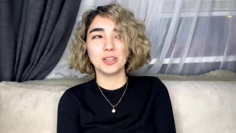 Snapshot of mirko_or_miruko chatting on 19, 3, 2026 Miru online show from 19, 3, 2026