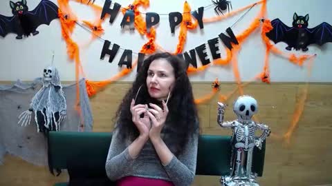 Miroslava Happi online show from 24, 10, 2025