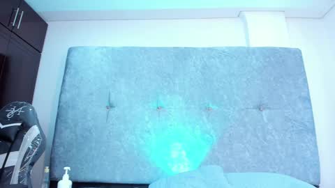 mis_sunny online show from 8, 10, 2025