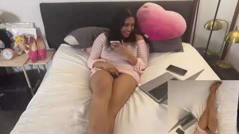 miskatfox online show from 7, 7, 2026