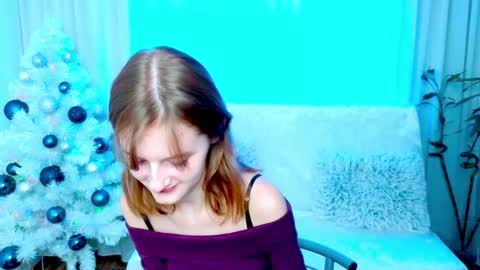 Snapshot of miss___alisa chatting on 19, 12, 2025 Alisa NONNUDE online show from 19, 12, 2025