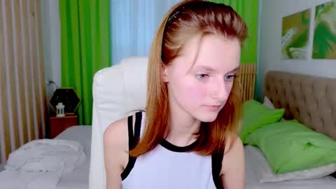 Snapshot of miss___alisa chatting on 1, 2, 2026 Alisa NONNUDE online show from 1, 2, 2026