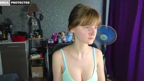 Snapshot of miss___alisa chatting on 6, 8, 2026 Alisa NONNUDE online show from 6, 8, 2026