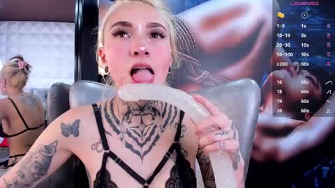 miss___angel online show from 15, 2, 2025