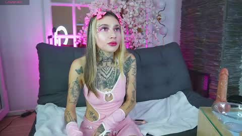 miss___angel online show from 4, 5, 2026