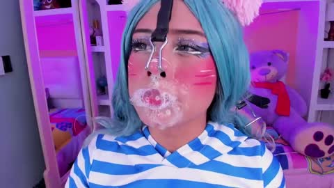 Megan online show from 5, 5, 2026