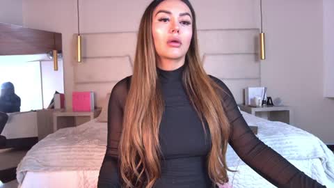 miss__ary_ online show from 18, 4, 2026