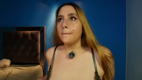 Snapshot of miss_anny18 chatting on 6, 4, 2026 Anny online show from 6, 4, 2026