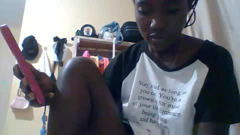 miss_atitude online show from 8, 9, 2025