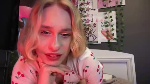Anya online show from 9, 6, 2026