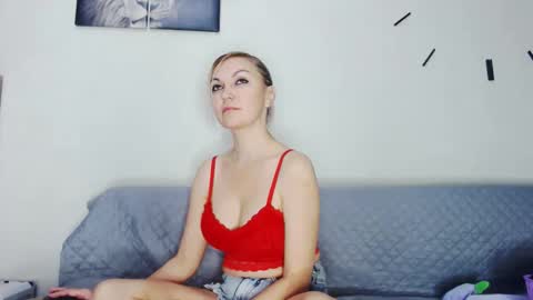 miss_blonde1 online show from 1, 5, 2026