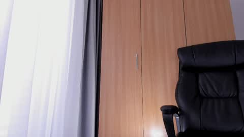 Ivy online show from 8, 5, 2026