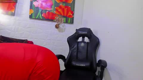 Snapshot of miss_clarepocahose chatting on 13, 2, 2026 Clare PocaHose online show from 13, 2, 2026