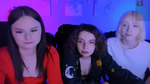 miss_courtney online show from 23, 4, 2026