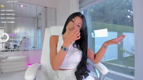 miss_diamond__ online show from 24, 11, 2025