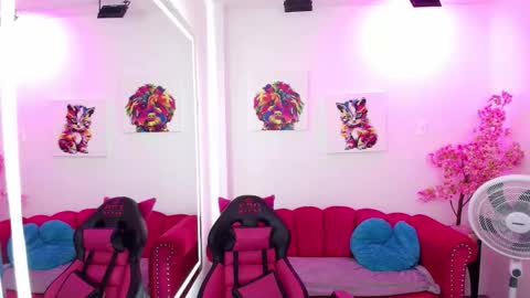 Melanie online show from 15, 11, 2025